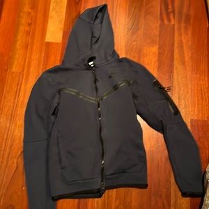 Navy Nike Tech sweatshirt